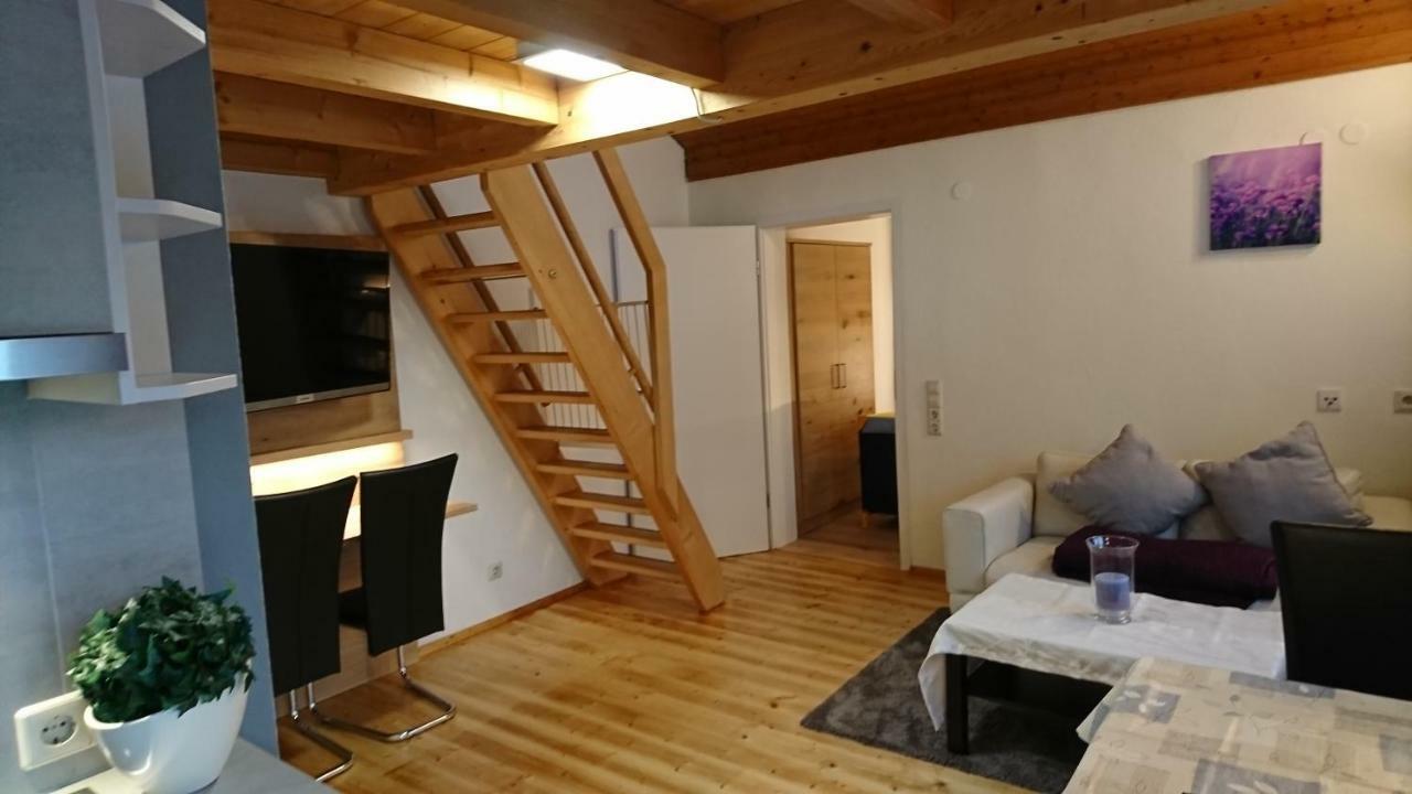 Traumhafte Ferienwohnung Mit Pool Штайнен Экстерьер фото